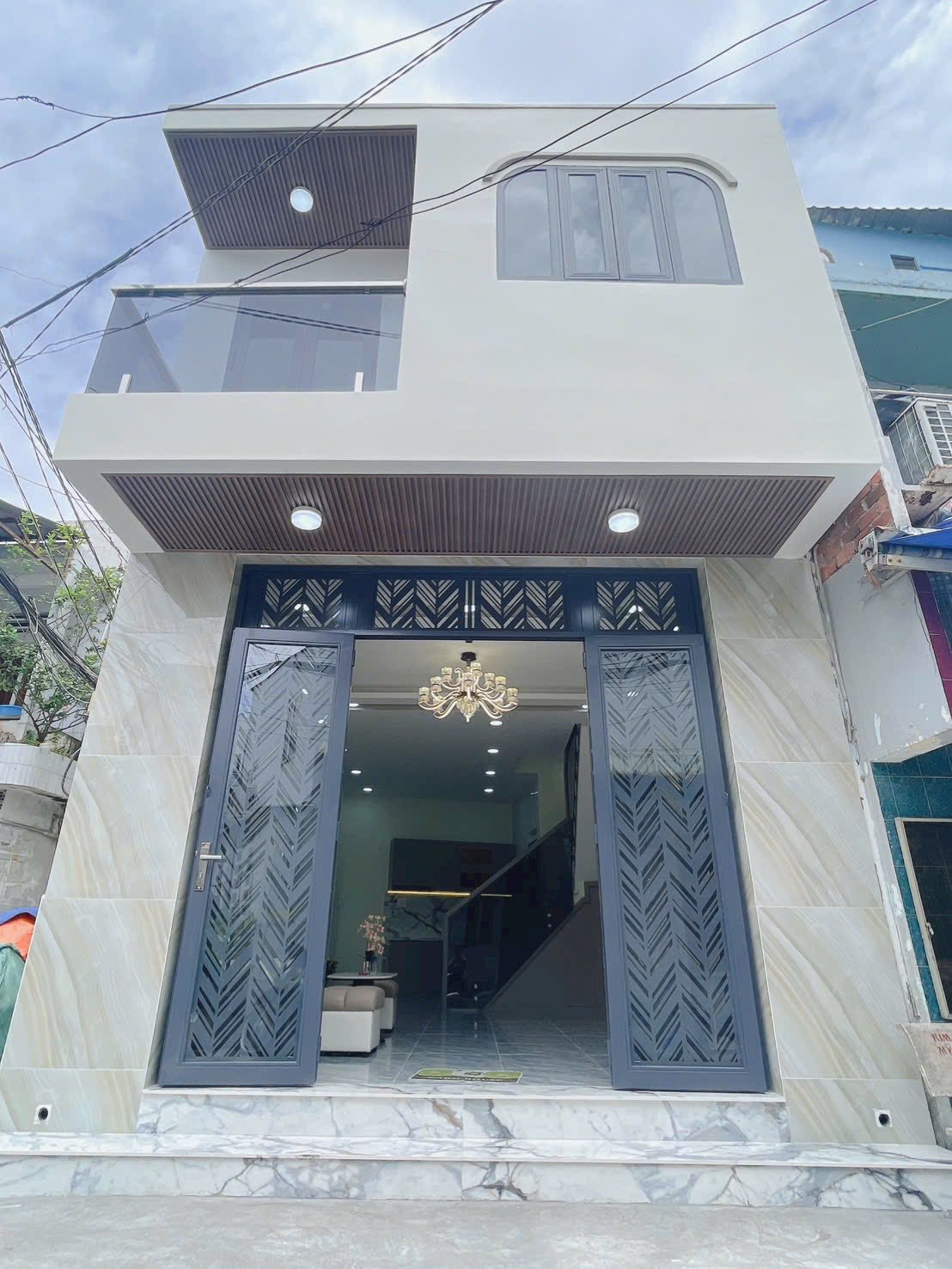 NHÀ 1 TRỆT 1 LẦU – LONG TRẠCH – LONG AN - GẦN CÔNG AN XÃ – 2 GIÁ 4 TỶ